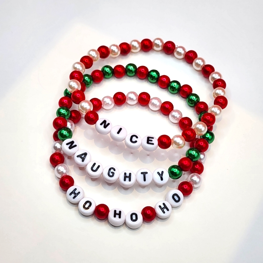 🆕️🎁 3pc Christmas Bracelets